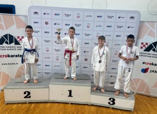Karate klub Centar osvojio 5 medalja na Prvenstvu Hrvatske, Karlo Đukić srebrni a Dora Pajić, Mihajla Pavlečić, Kim Kumić i Patrik Jeromić brončani